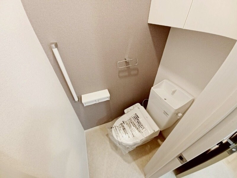 物件内観写真6　(同型反転タイプ参考写真)