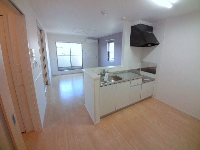 物件内観写真19　(同物件別室反転タイプ)