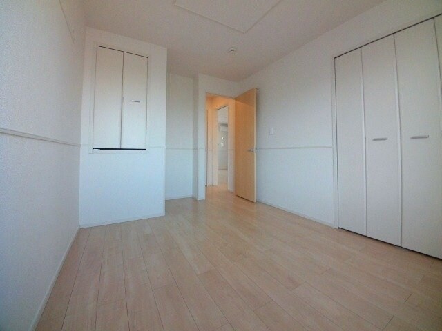 物件内観写真22　(同物件別室反転タイプ)