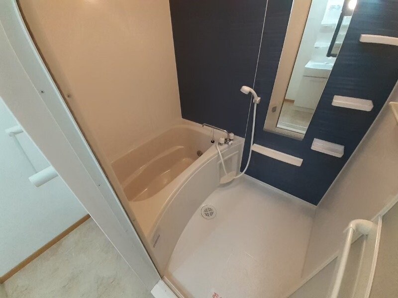 物件内観写真11　(同型反転タイプのお写真です)