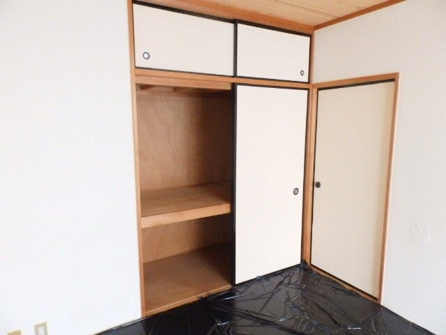 物件内観写真12　(別部屋反転参考写真です。)