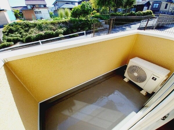 バルコニー(同物件反転タイプの画像です)
