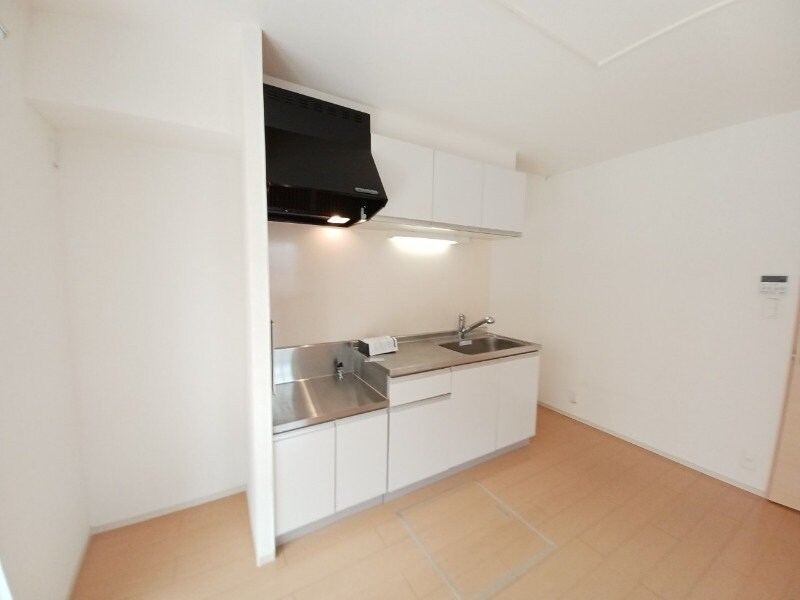 物件内観写真19　(同物件別室反転タイプ)