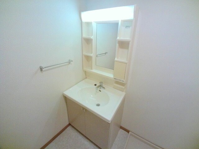 物件内観写真12　(同タイプの部屋写真です)