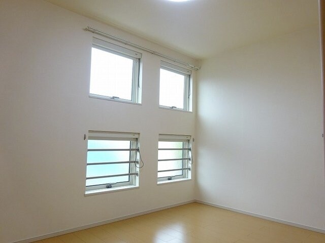 物件内観写真9　(その他部屋・スペース)