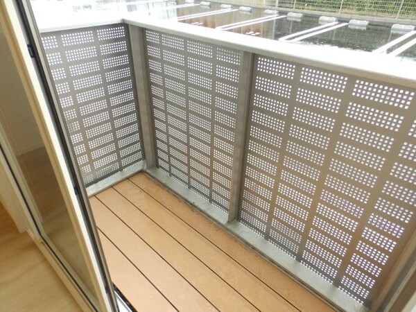 バルコニー(同一建物の別部屋写真です)