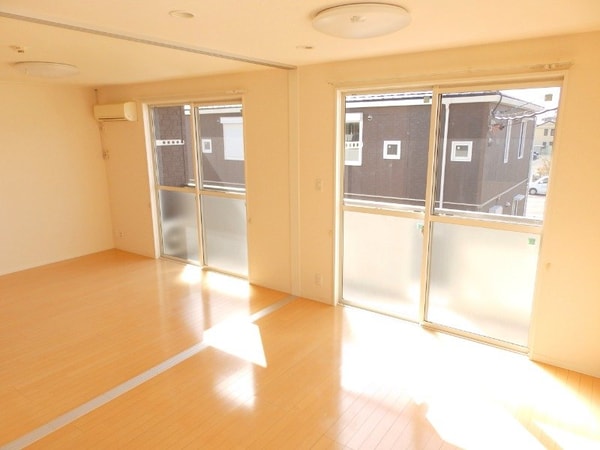居室・リビング(※同タイプ別部屋写真)