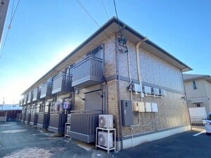 レフィナード外観写真