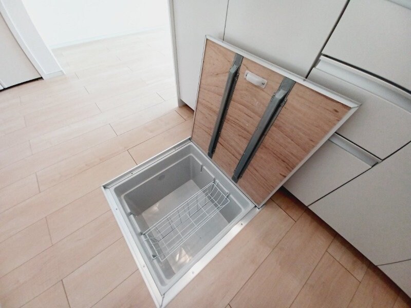 物件内観写真18　(同型反転写真です。)