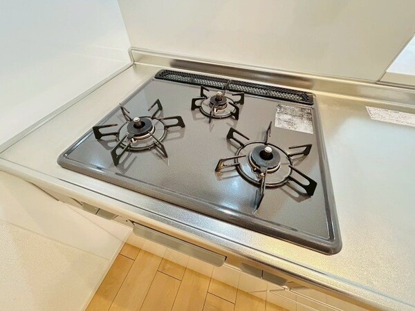 キッチン(同型参考写真)