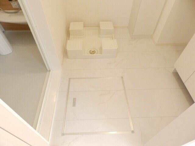 物件内観写真18　(別部屋同型反転タイプ)