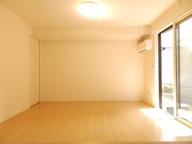 物件内観写真19　(別部屋同型反転タイプ)