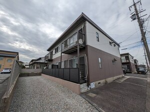 グランドハイツ森外観写真
