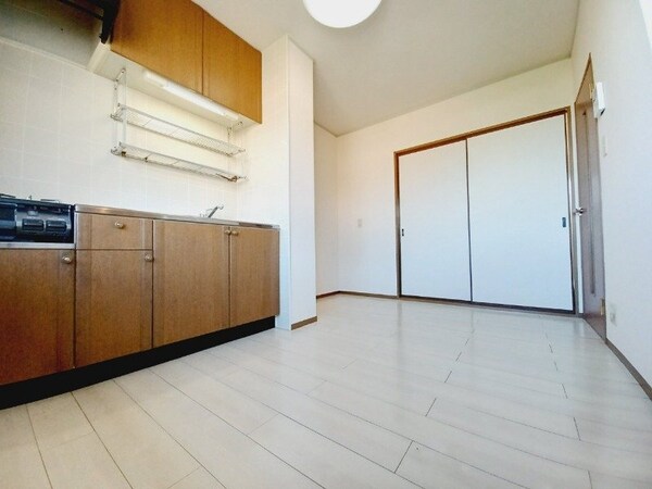 キッチン(別部屋同型反転タイプ)