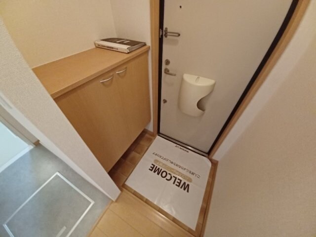 物件内観写真13　(同物件別室反転タイプ)