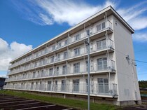 ヴィラナリー津　B棟の外観写真