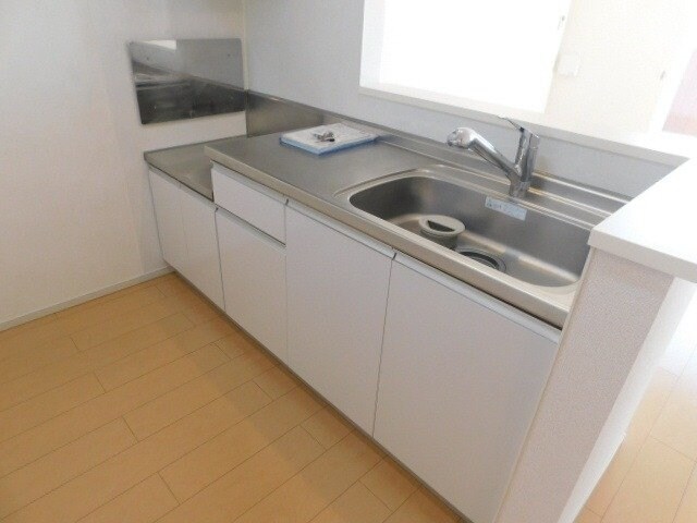 物件内観写真7　(同型参考反転写真)