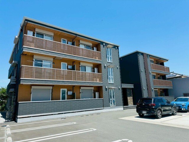 Ｄ　Ｒｏｙａｌ　Ｈｉｓａｉ