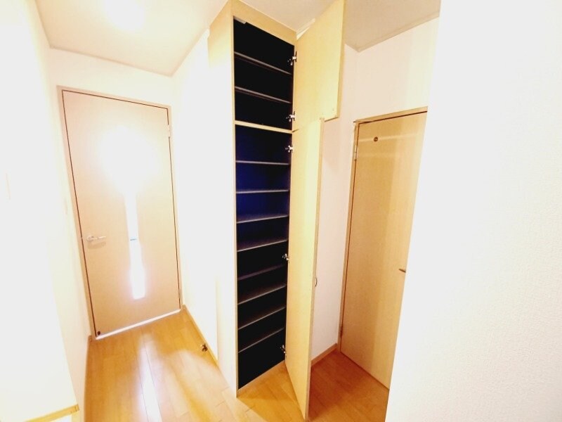 物件内観写真13　(同物件別室の写真です。)