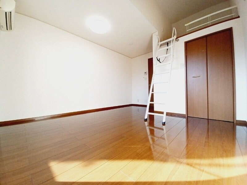 物件内観写真12　(同物件別部屋のお写真です。)