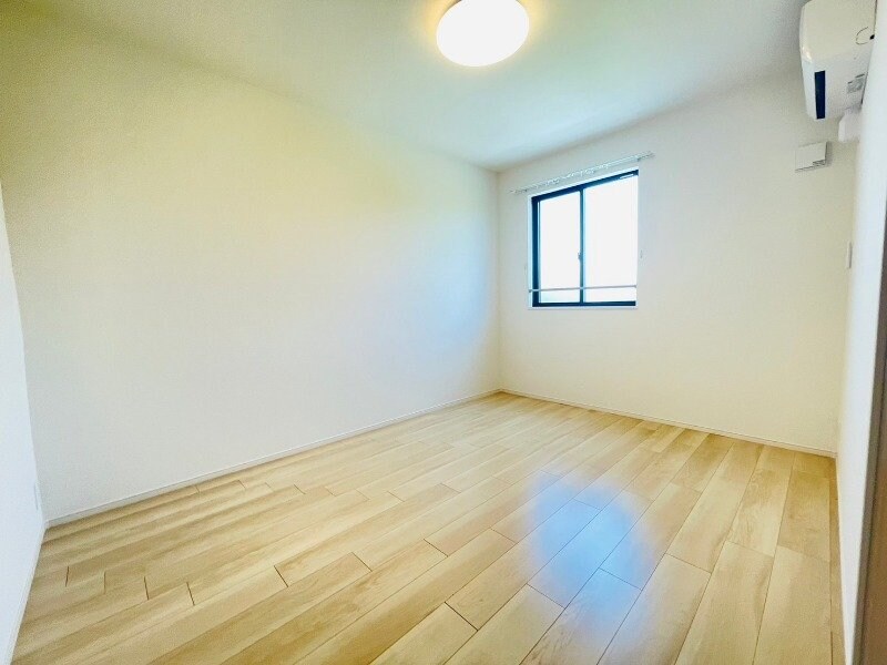 物件内観写真13　(同型タイプの写真です)