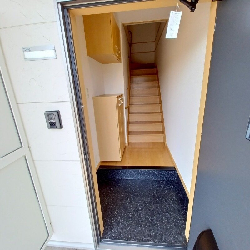 物件内観写真5　(同物件別室画像)