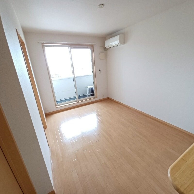 物件内観写真7　(同物件別室画像)