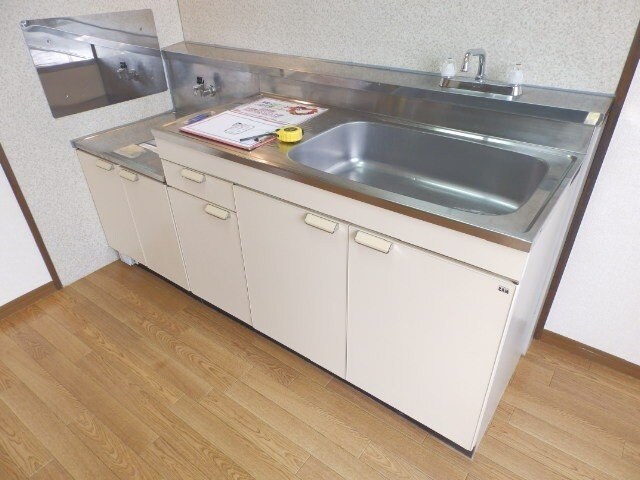 物件内観写真4　(同型参考写真です。)