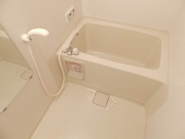 物件内観写真5　(同型参考写真です。)