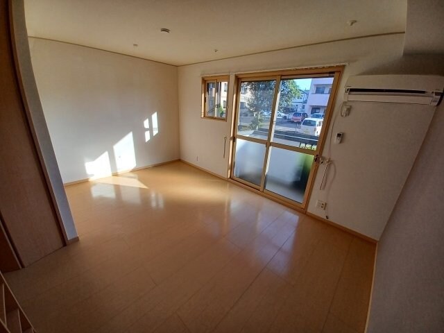 物件内観写真7　(同建物の別部屋写真です)