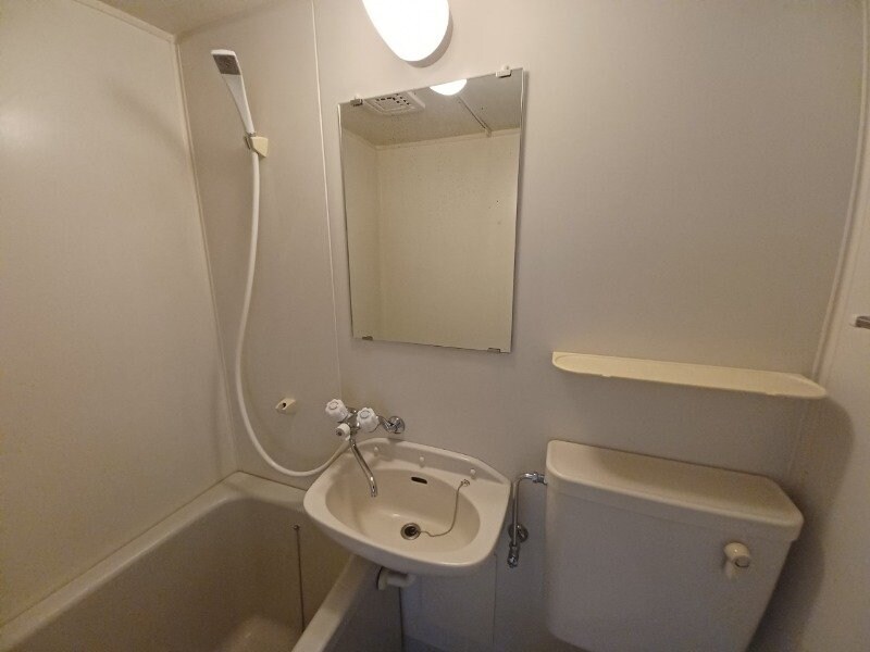 物件内観写真8　(同物件別室写真)