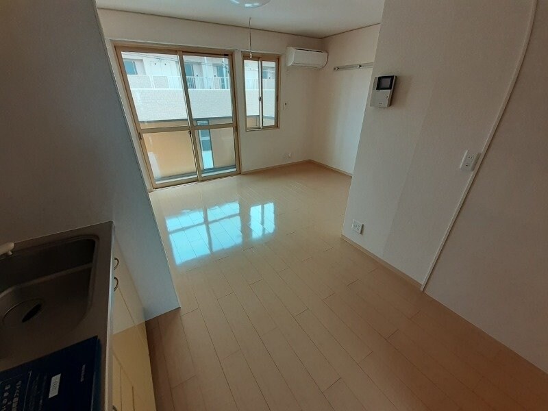 物件内観写真13　(同型別室のお写真です)