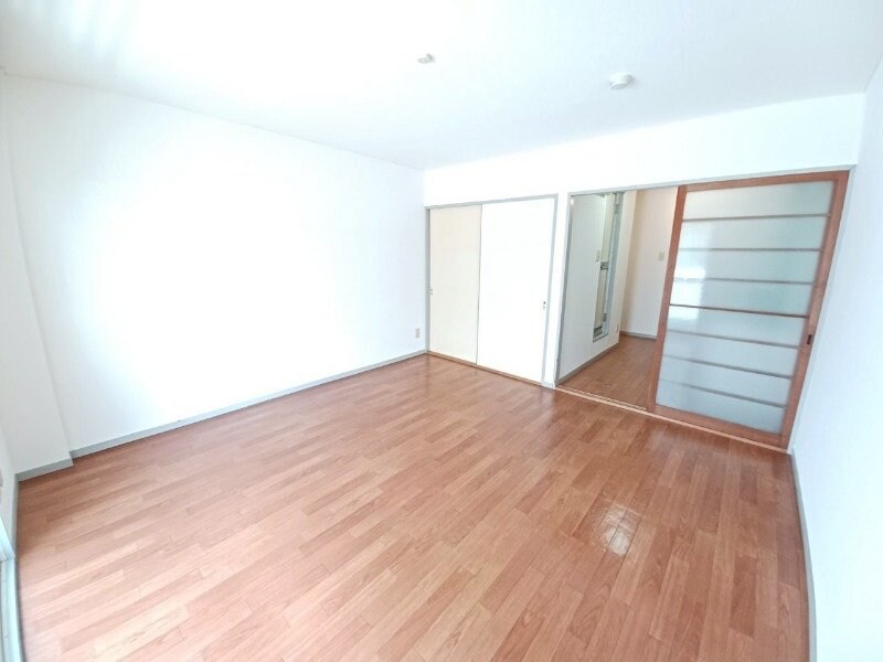 物件内観写真5　(別部屋参考写真です。)