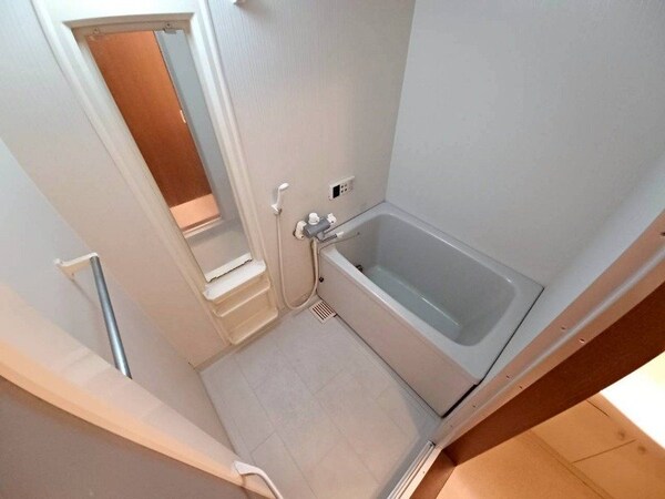 バス／シャワールーム等(同物件別室写真)