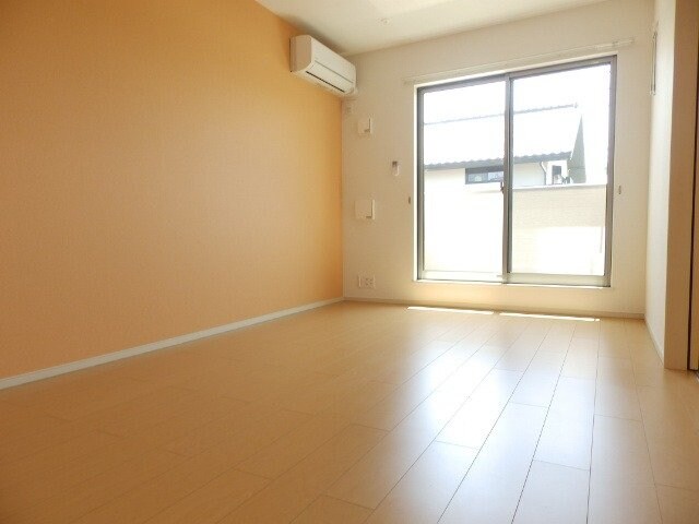 物件内観写真6　(同タイプの部屋写真です)