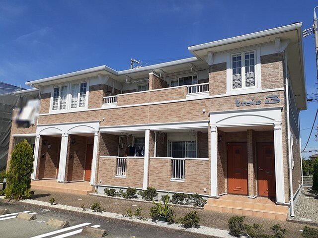 ボン　マルシェ　トロワ