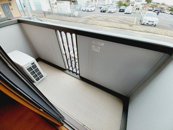 バルコニー(同物件別部屋参考写真です。)