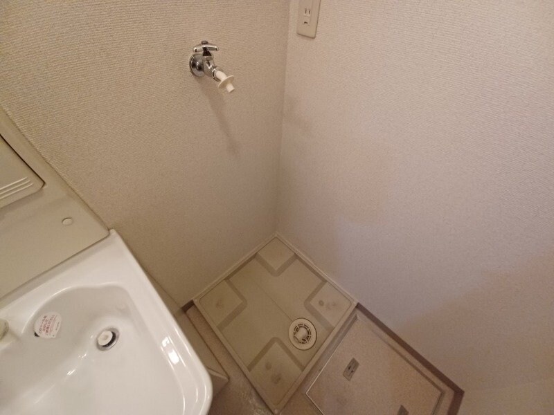 物件内観写真16　(同物件別室写真)