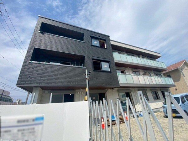 建物外観(建設中)
