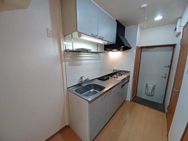 キッチン(別部屋の写真)