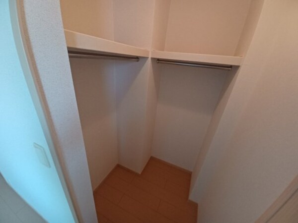 収納(同物件別室の画像です)