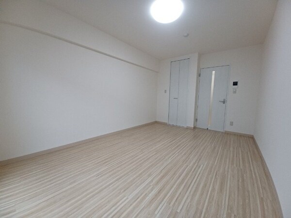 居室・リビング(同物件別部屋のお写真です。)