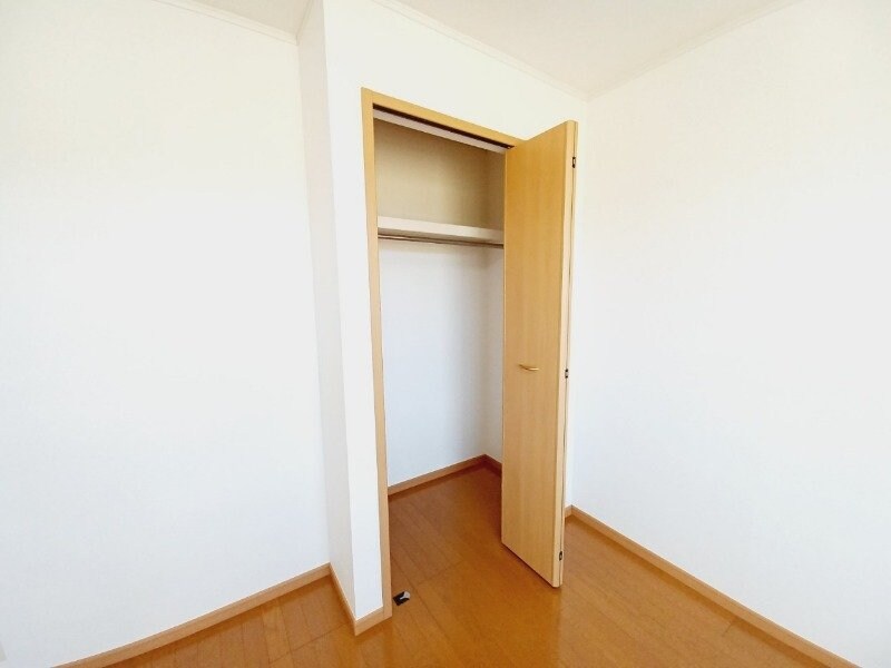 物件内観写真16　(同型反転参考写真)