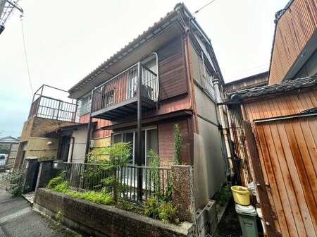 河崎３丁目貸家外観写真