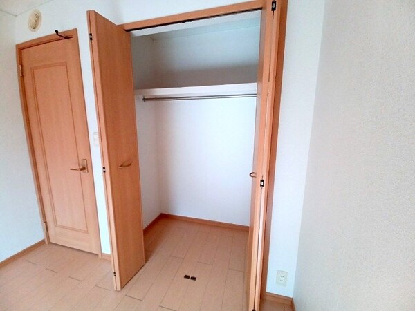 収納(同型反転タイプ)