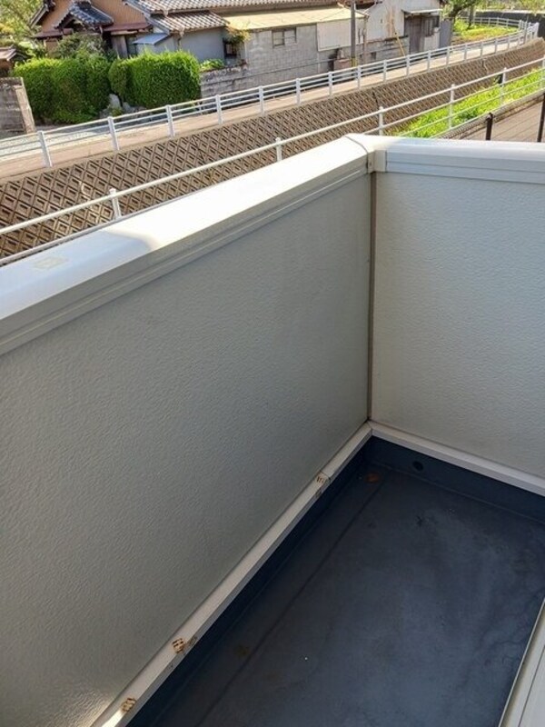 バルコニー(同型参考写真)