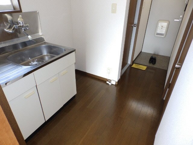 物件内観写真11　(キッチンスペース)