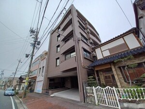曽祢シティーマンション外観写真