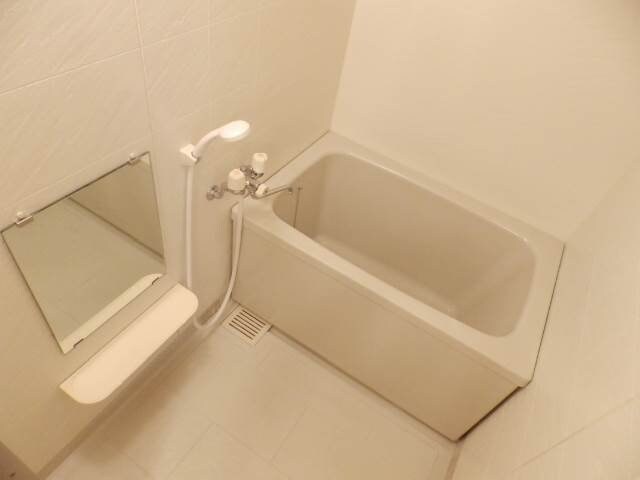 物件内観写真8　(同タイプ部屋写真です。)