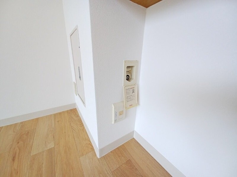 物件内観写真24　(同型反転部屋写真です。)